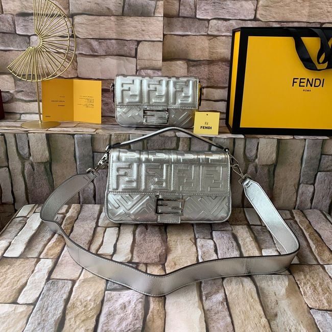 Fendi Crossbody Bag Code: F8Br600