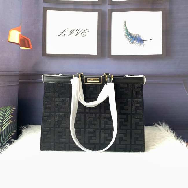 Fendi Fendi Roma Crossbody Bag Code: F8Bh374
