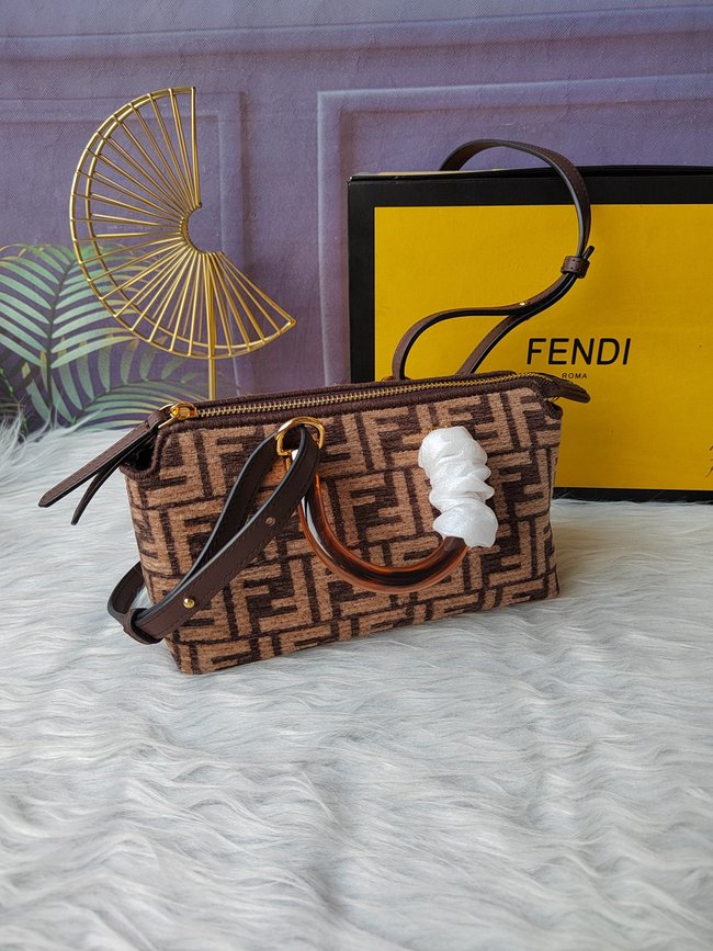 Fendi Crossbody Bag Code: F8Bs067