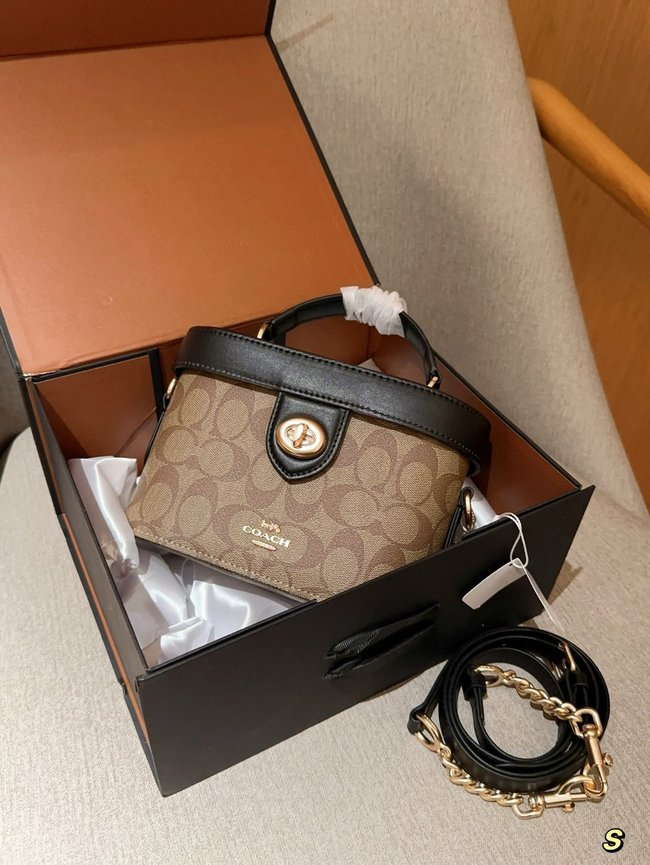 Coach New Kay Flip Bag 