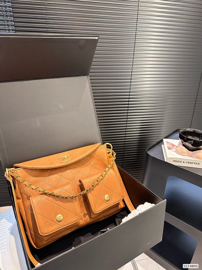 Chanel Retro Classic Crossbody Bag Code: 6805