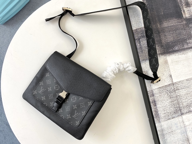 Louis Vuitton Crossbody Bag Code: M30413