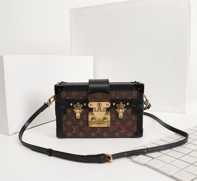 Louis Vuitton Petite Malle Monogram Bag Code: 94219/86286