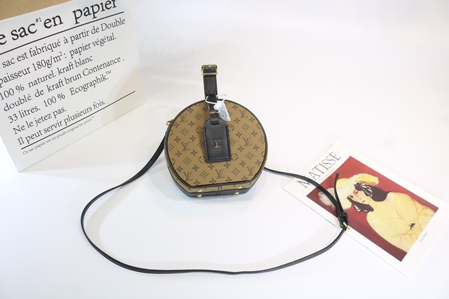 Louis Vuitton Crossbody Bag Code: M43514