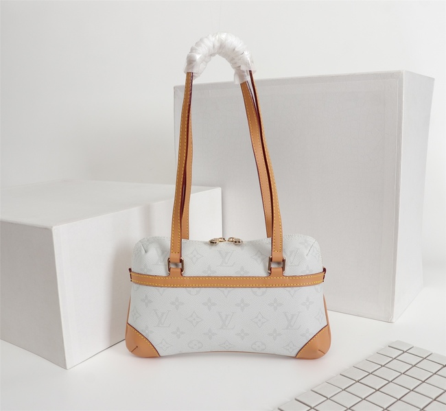 Louis Vuitton Crossbody Bag Code: M68921