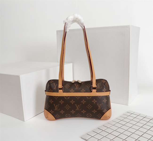 Louis Vuitton Crossbody Bag Code: M68921