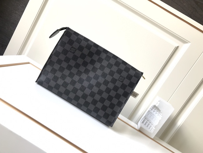 Louis Vuitton Handbag Code: M47542