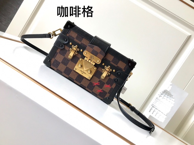 Louis Vuitton Petite Malle Monogram Bag Code: 94219/86286