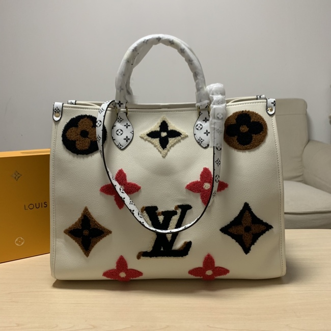 Louis Vuitton Onthego Handbag Code: M44571