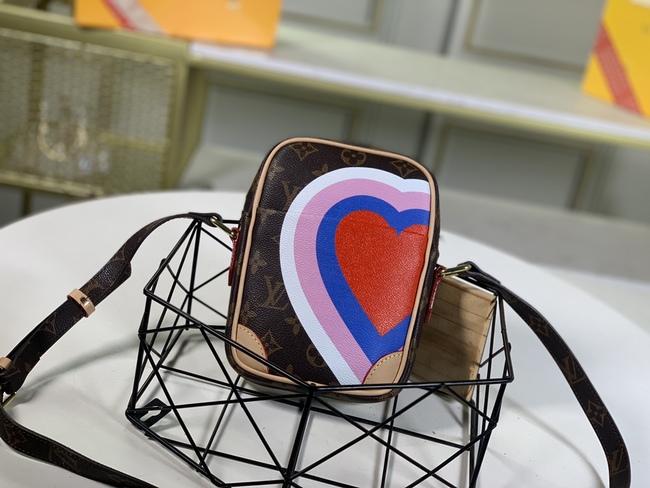 Louis Vuitton Crossbody Bag Code: 6058/47450