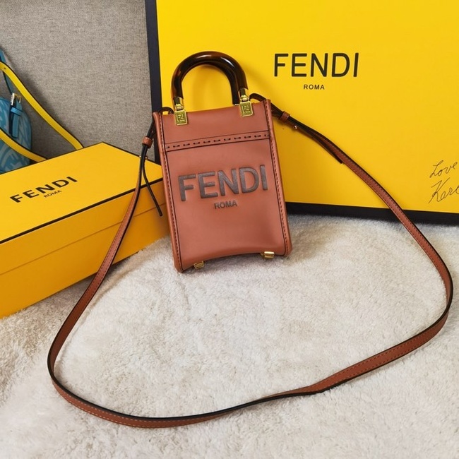 Fendi Crossbody Bag Code:5529