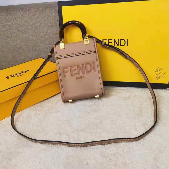 Fendi Crossbody Bag Code:5529