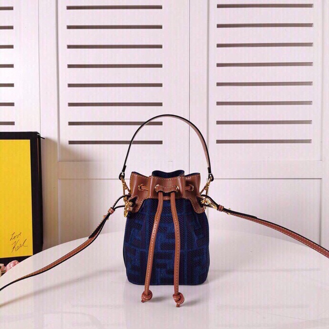 Fendi Crossbody Bag Code: F0158