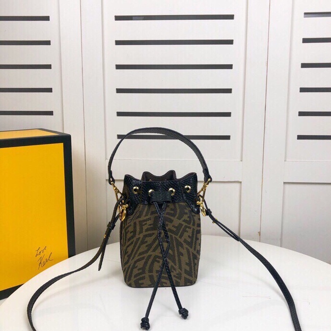 Fendi Crossbody Bag Code: F0158