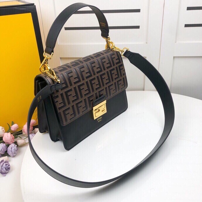 Fendi New Fendi Kan L Code:9235