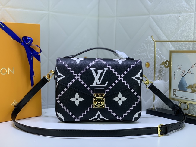 Louis Vuitton Pochette Metis Handbag Code: M45596/M45773/M40780