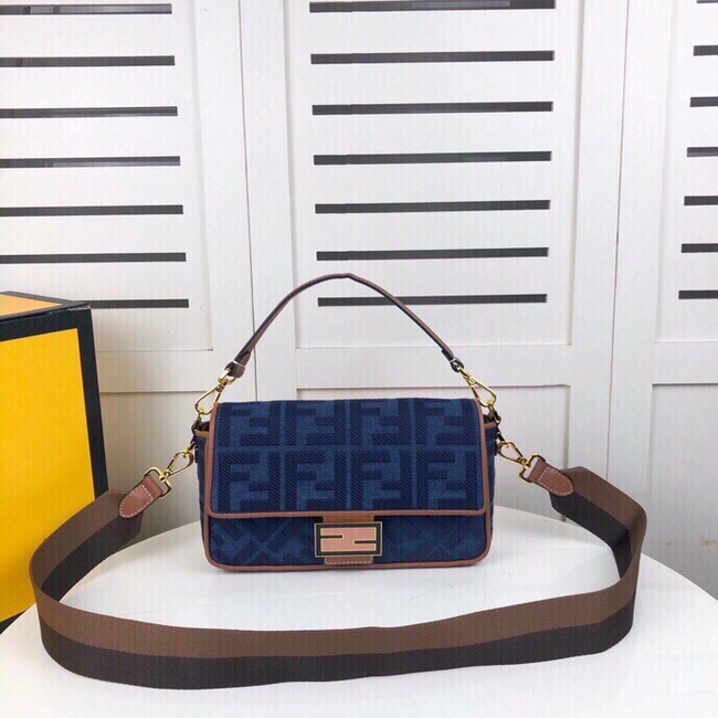 Fendi Crossbody Bag Code: F0159