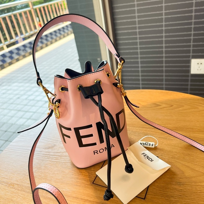 Fendi Crossbody Bag Code: 9233-1