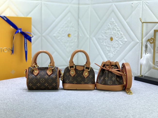 Louis Vuitton Mini Three Piece Set Code: M81081