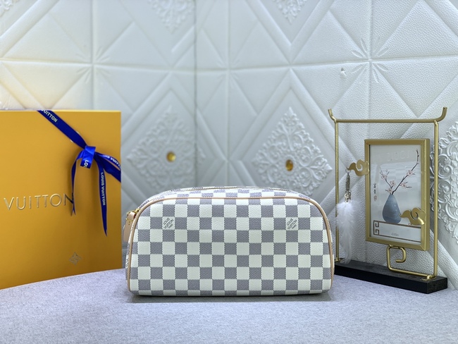 Louis Vuitton Handbag Code: M47528
