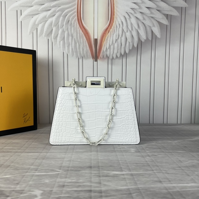 Fendi Peekaboo Series Code:5017