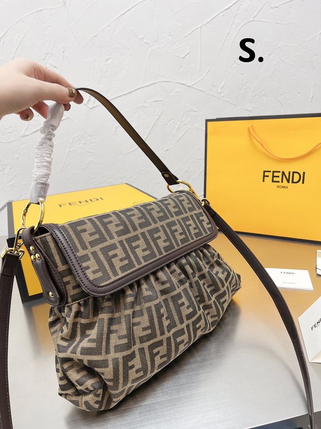 Fendi Second Hand Messenger Bag