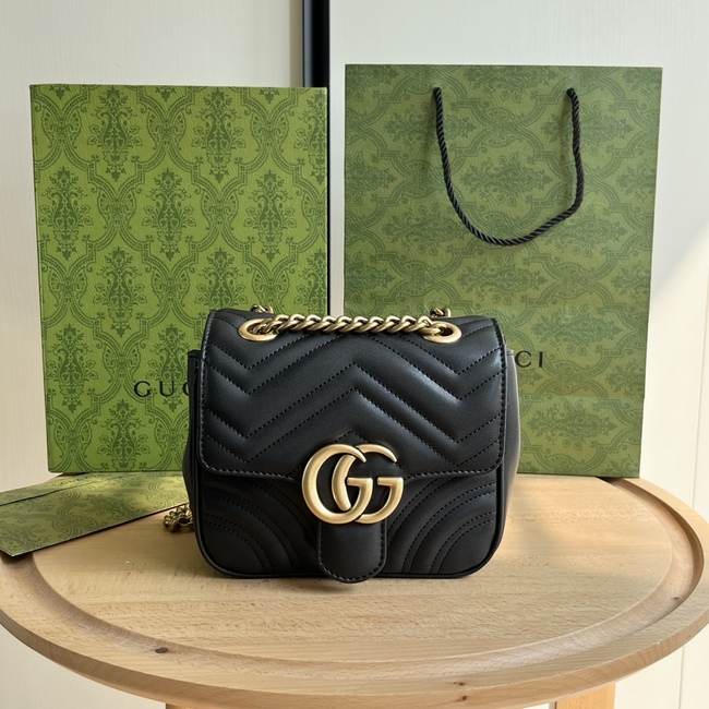 Gucci Classic Crossbody Bag Code:739682