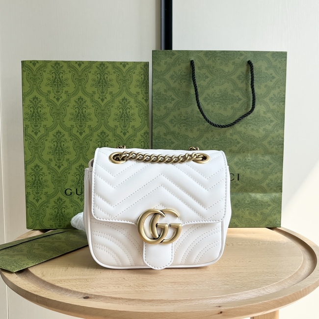 Gucci Classic Crossbody Bag Code:739682