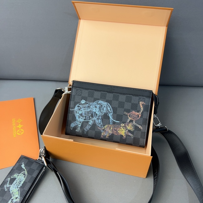 Louis Vuitton Gaston Wearable Wallet 2-In-1 Handbag Code: N64608/