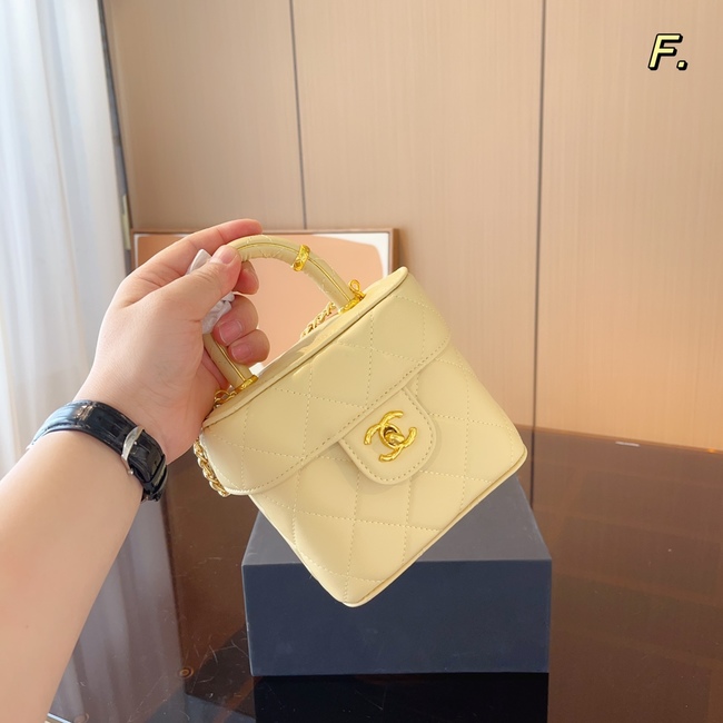 Chanel 2023 New Cosmetic Bag