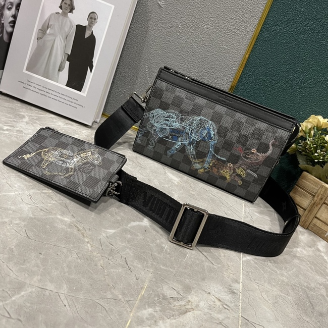 Louis Vuitton Pochette Voyage Clutch Code: /M64608/M81115/M81972/M81124/M81753/M81431/