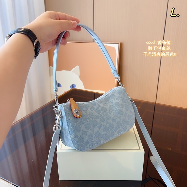 Coach Kleo Shoulder Bag