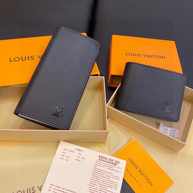 Louis Vuitton Classic Clutch Bag