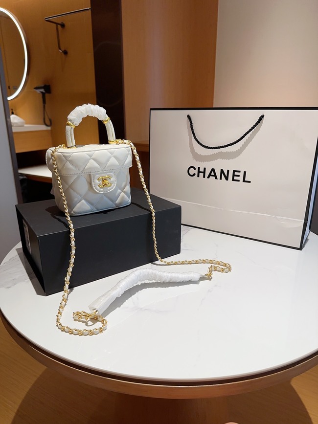 Chanel 23S Handle Makeup Box Bag