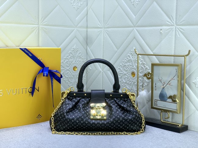 Louis Vuitton Monogram Clutch Handbag Code: M46544
