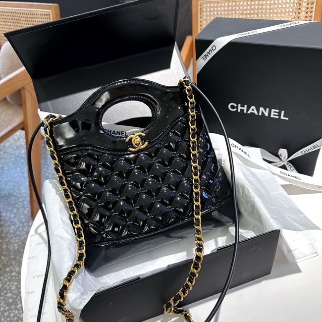 Chanel 23A 31 Patent Leather Chain Bag