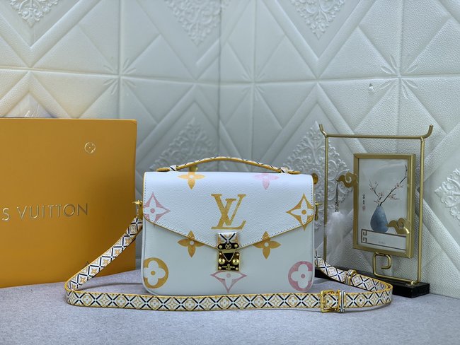 Louis Vuitton Pochette Metis Handbag Code: M23055 M40780