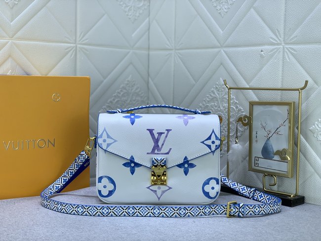 Louis Vuitton Pochette Metis Handbag Code: M23055 M40780