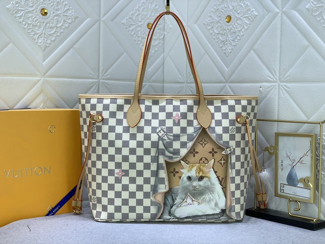 Louis Vuitton Neverfull Medium Handbag Code: M40995