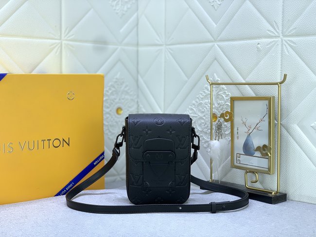 Louis Vuitton S-Lock Vertical Wearable Wallet Code: M81522