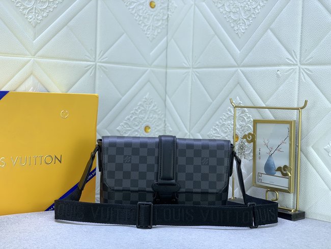 Louis Vuitton S-Cape Messenger Bag Code: M46794