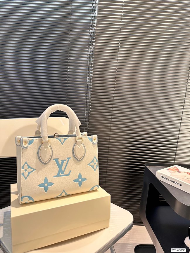 Louis Vuitton Embossed Tote Code: 46833