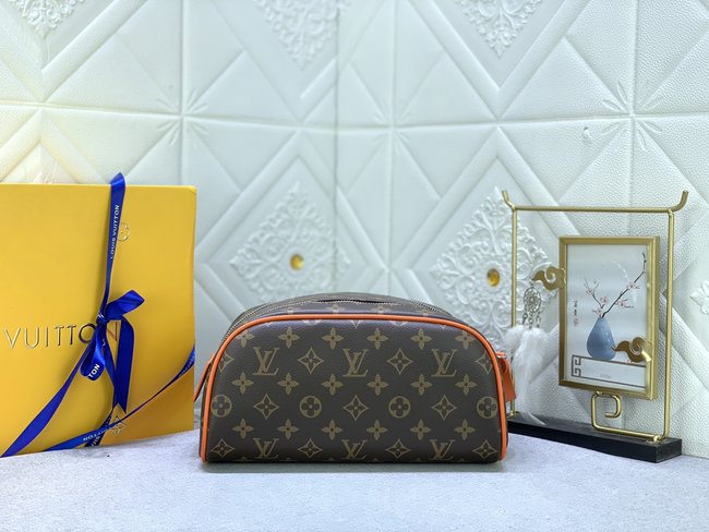 Louis Vuitton Stylish Bath Bag Code: M47528