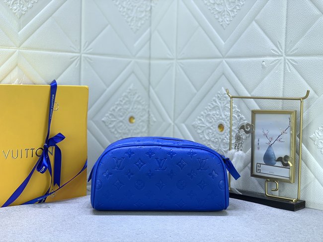 Louis Vuitton Stylish Bath Bag Code: M47528