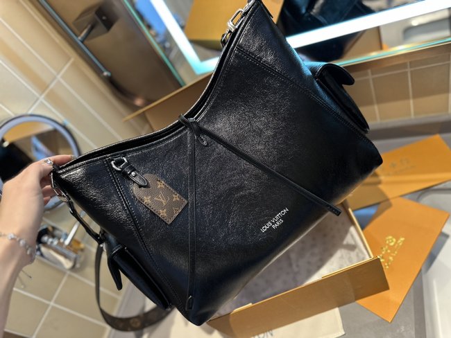 Louis Vuitton Carry Shopping Bag 