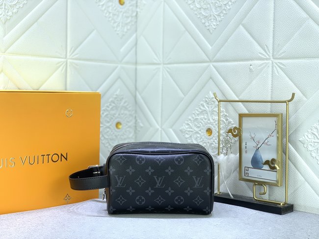 Louis Vuitton Locker Dopp Kit Code: M83112