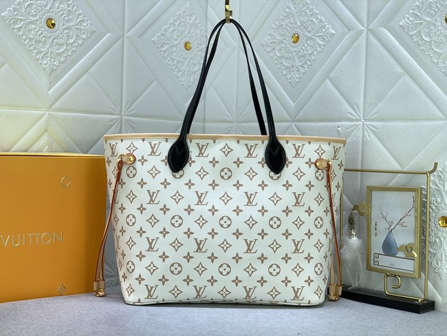 Louis Vuitton Neverfull New Classic Handbag 