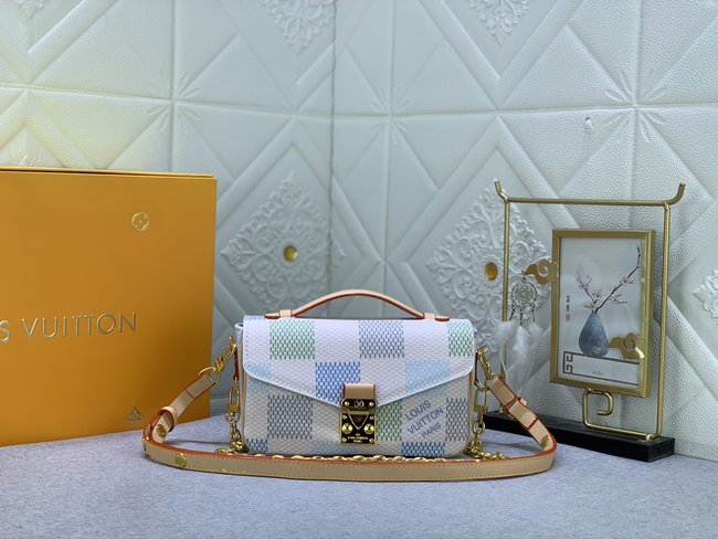 Louis Vuitton Pochette Métis East West Handbag Code: N40749