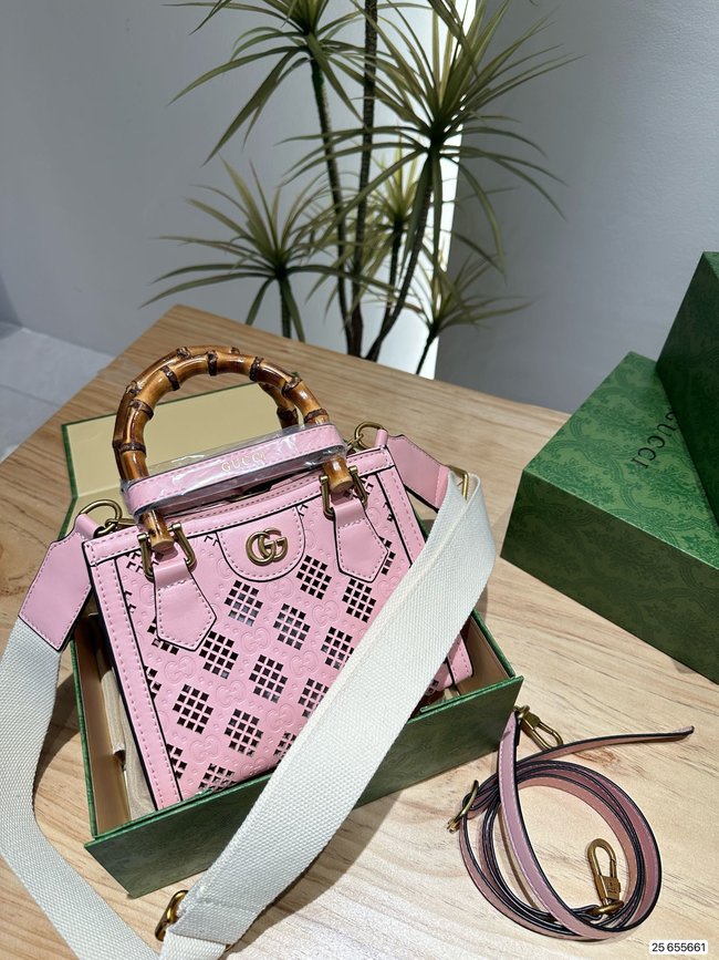 Gucci Diana Handbag Code: 655661