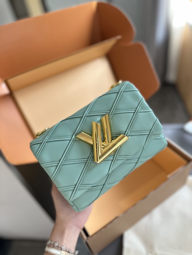 Louis Vuitton Diamond Chain Bag 